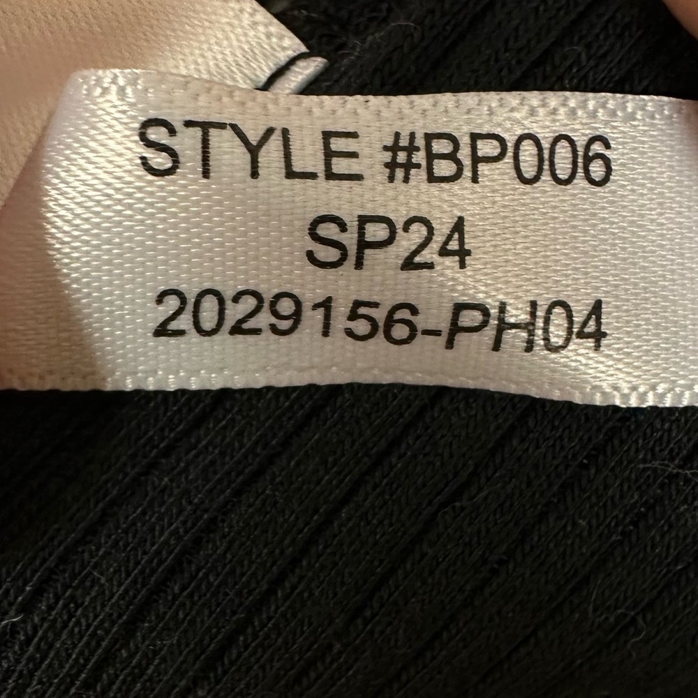 J. Crew Black and White Cut In Ringer Tank Size XXL 🔥 - Picture 6 of 8